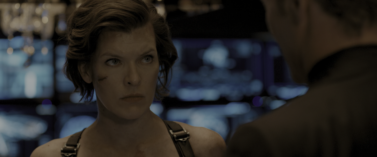 Resident.Evil.The.Final.Chapter.ITA.ENG.2016.2160p.BluRay.x265.HDR-MeM.mkv_snapshot_01.19.59_[2020.1