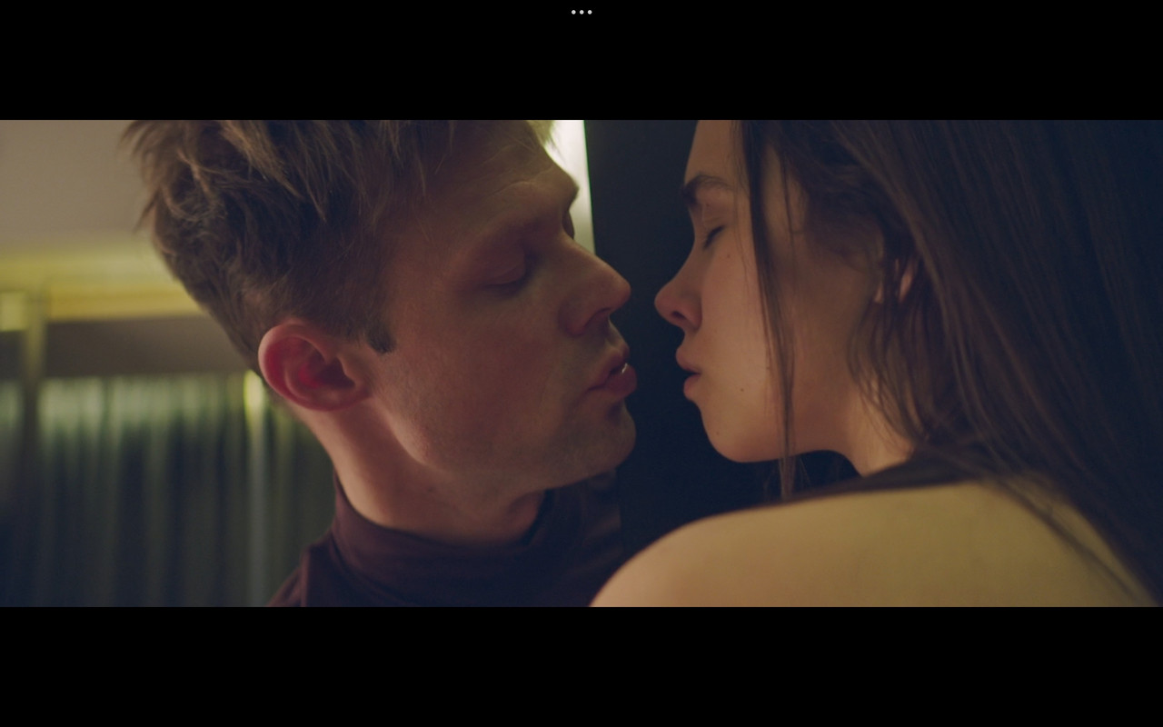 Screenshot_2024-07-30-22-25-42-911_com.mxtech.videoplayer.pro