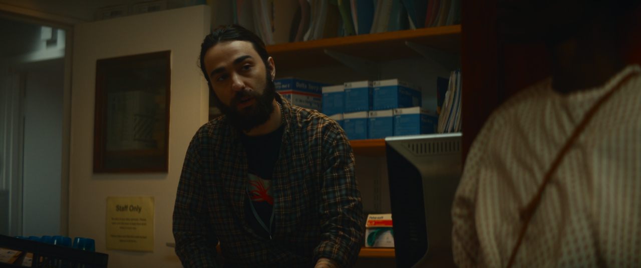 mpv-shot_A.Quiet.Place.Day.One.2024.2160p.UHD.WEB-DL.DV.P5.HEVC-Нечипорук_00_02_55_0001