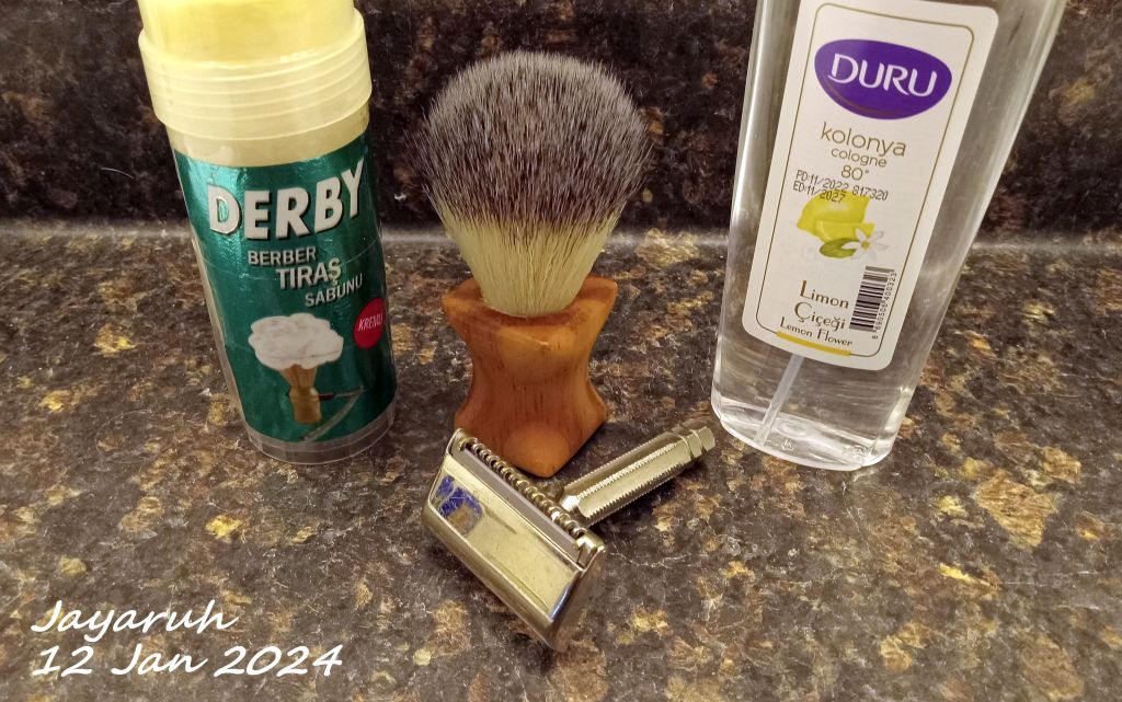 [Image: sos240112.jpg]