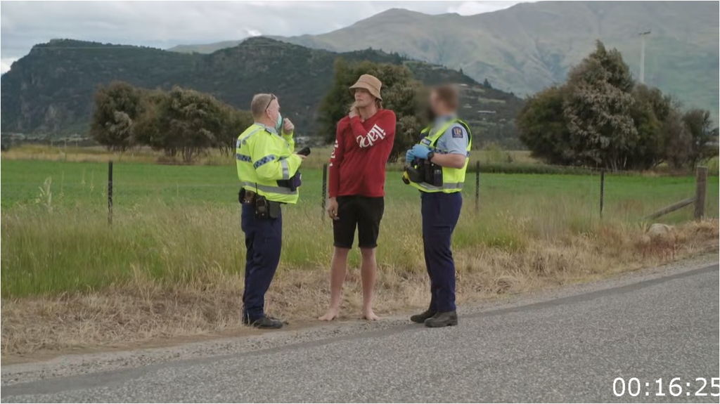 [Image: 5nb8fb12lgbq.png]