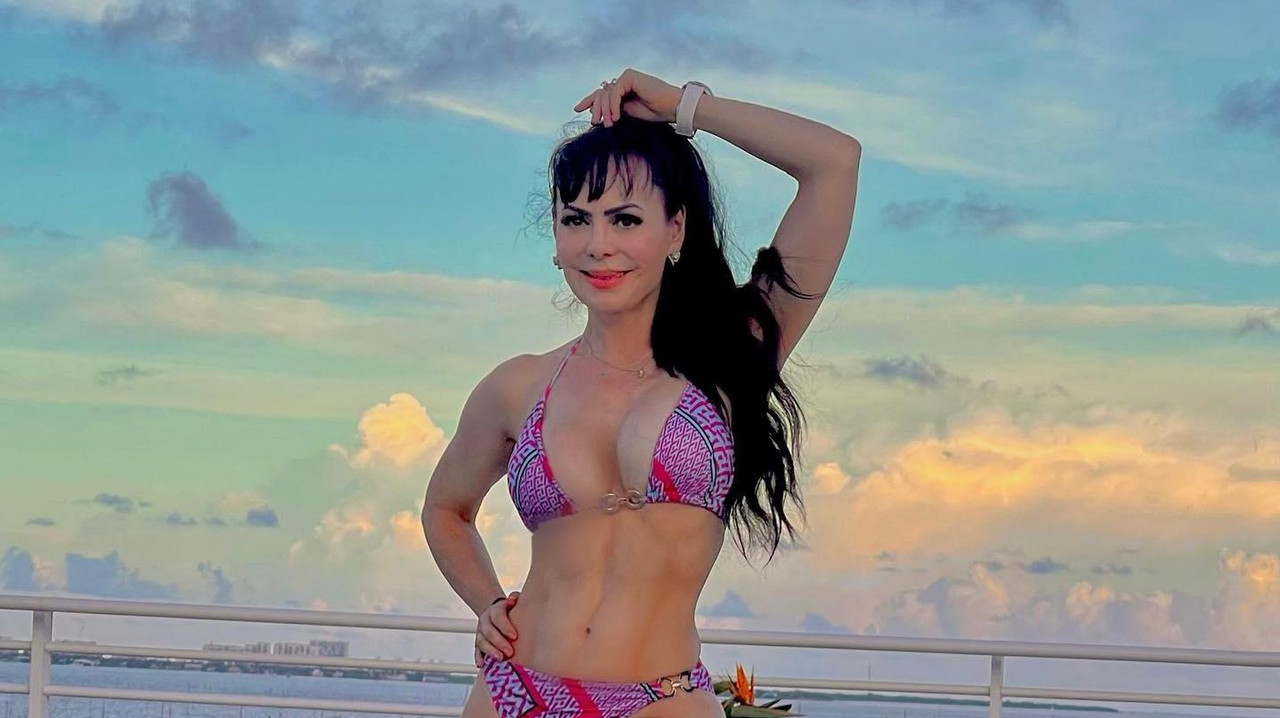 A sus 19 años Maribel Guardia lucía como toda una Miss Universo 