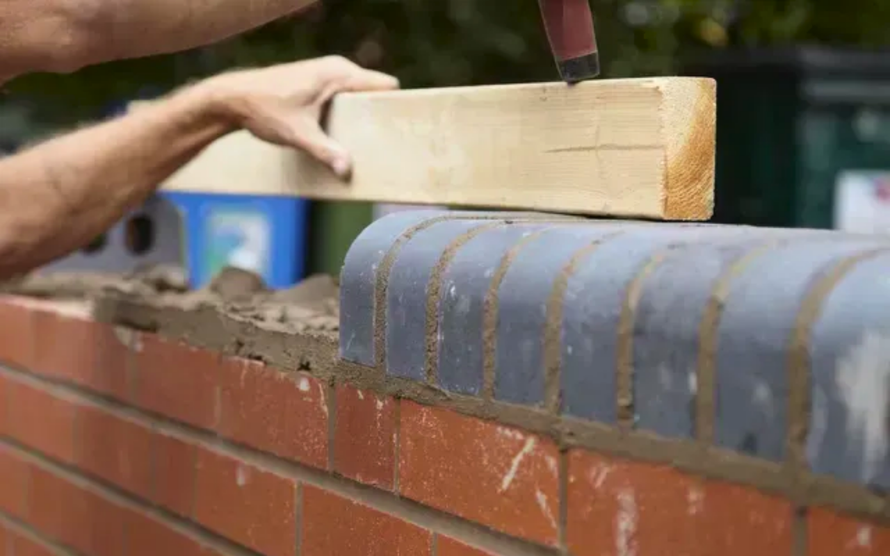 About Building & Landscaping Kent