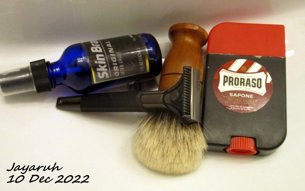 [Image: sos221210.jpg]