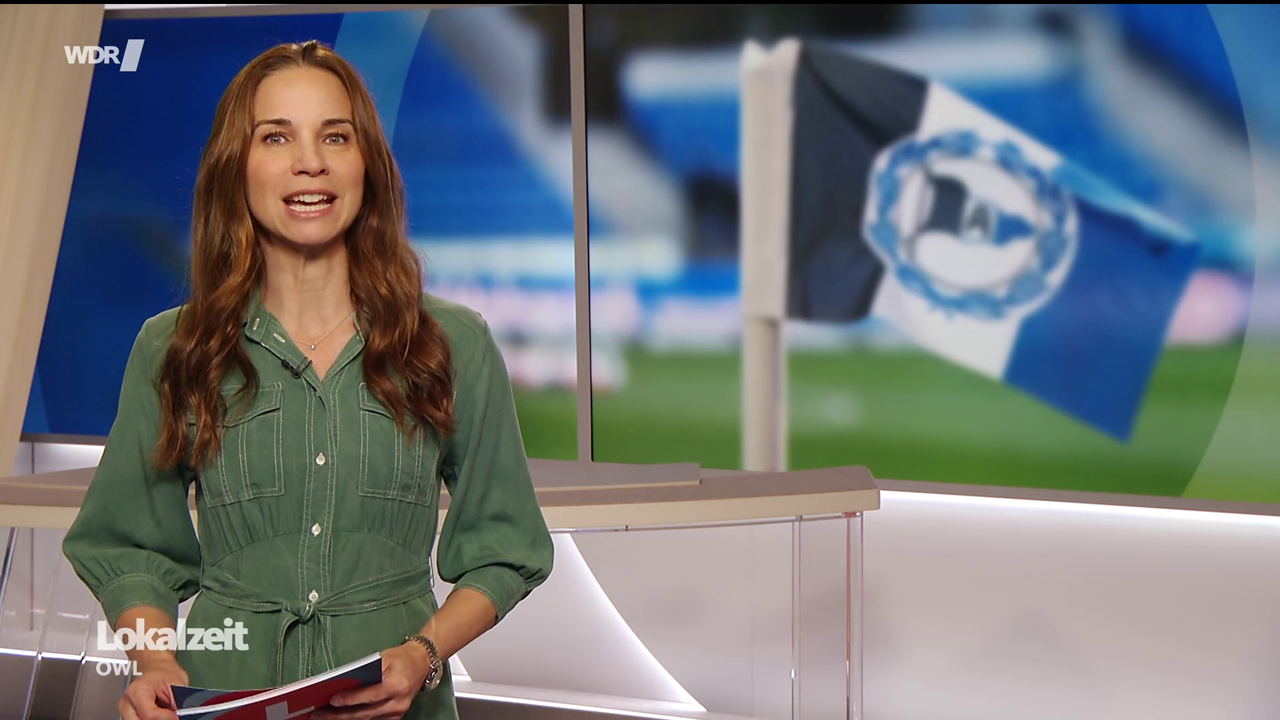 Kristina Sterz WDR Lokalzeit OWL 05 06 2026 82X Caps 42