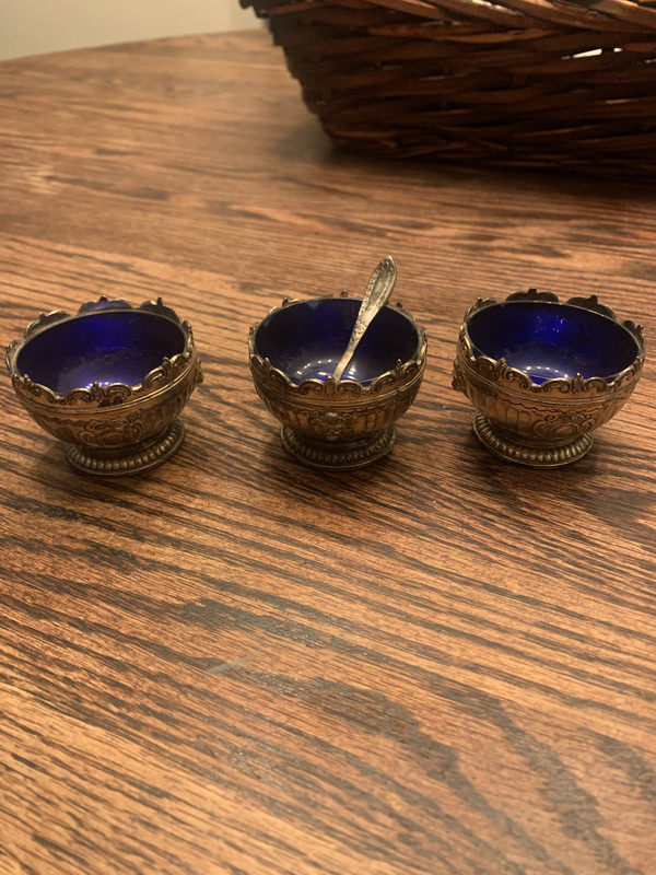 5B80EFA8-E49A-481C-BE97-C61864E7C748