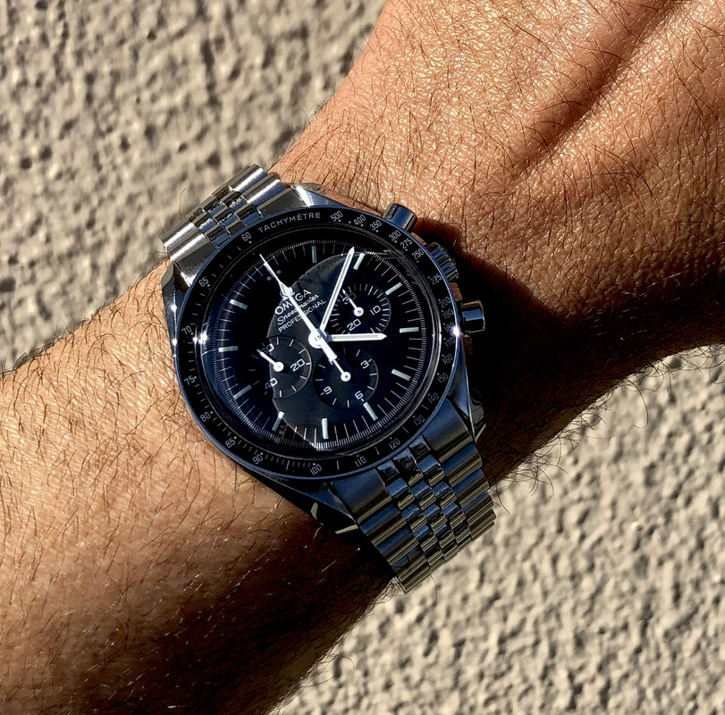 9B9CA55E-E41C-4CF9-A1B5-8D95CAE61D1B