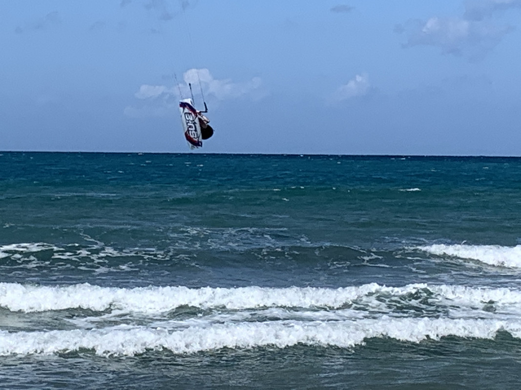 272A3B20-D1D9-4A90-AE9F-0CEF6A758BD4