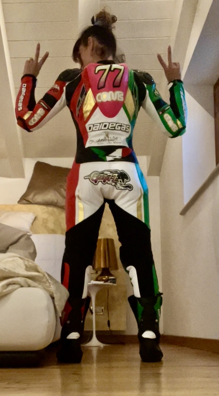 ED0FE9EA-C313-442C-AB52-27E75ABB642A