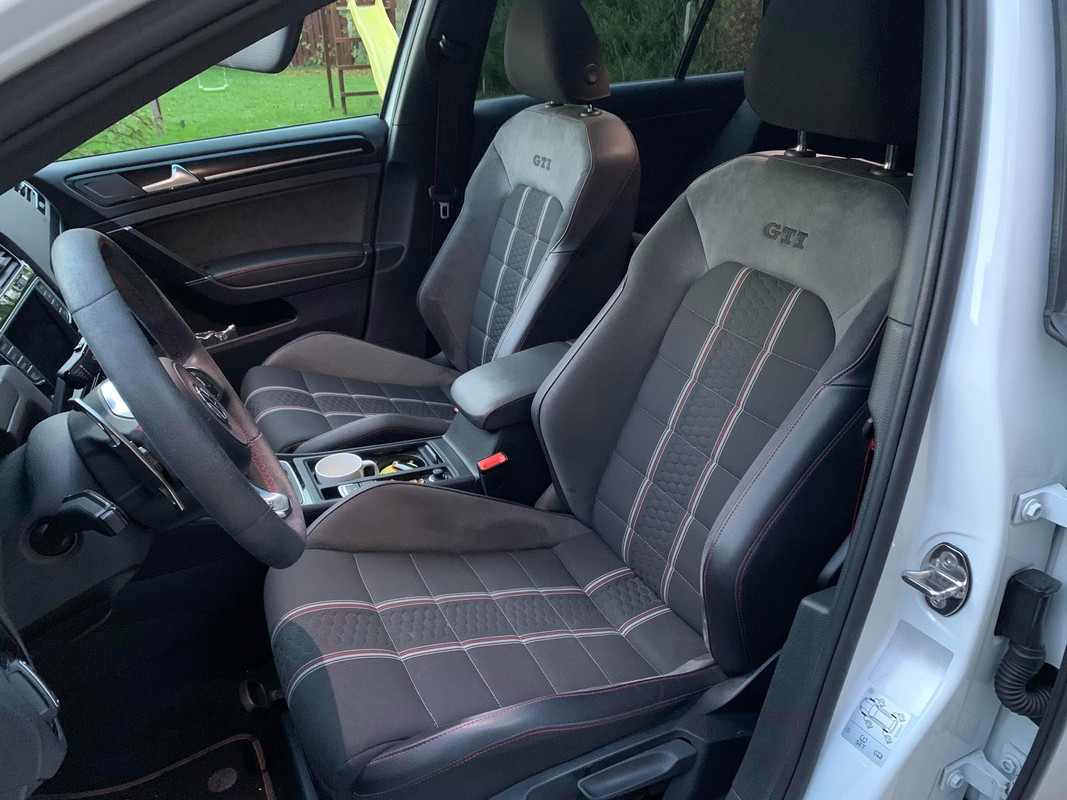 125178657_372414710704260_4117268059163138475_n