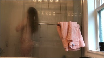 [Image: Voyeur15545075348.jpg]