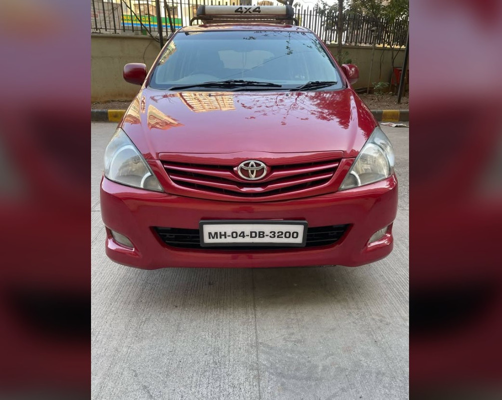 Toyota Innova G