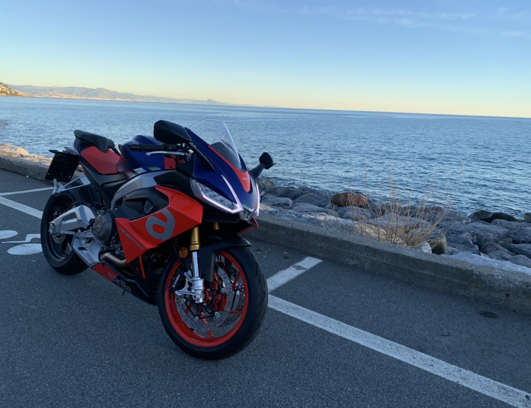 65948A98-AE62-45E8-80FD-222F9A0D0494