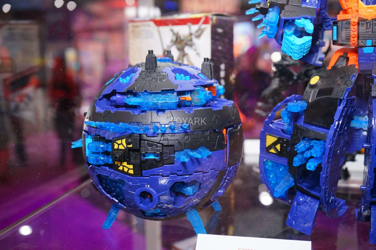 SDCC-2017-Hasbro-Transformers-084