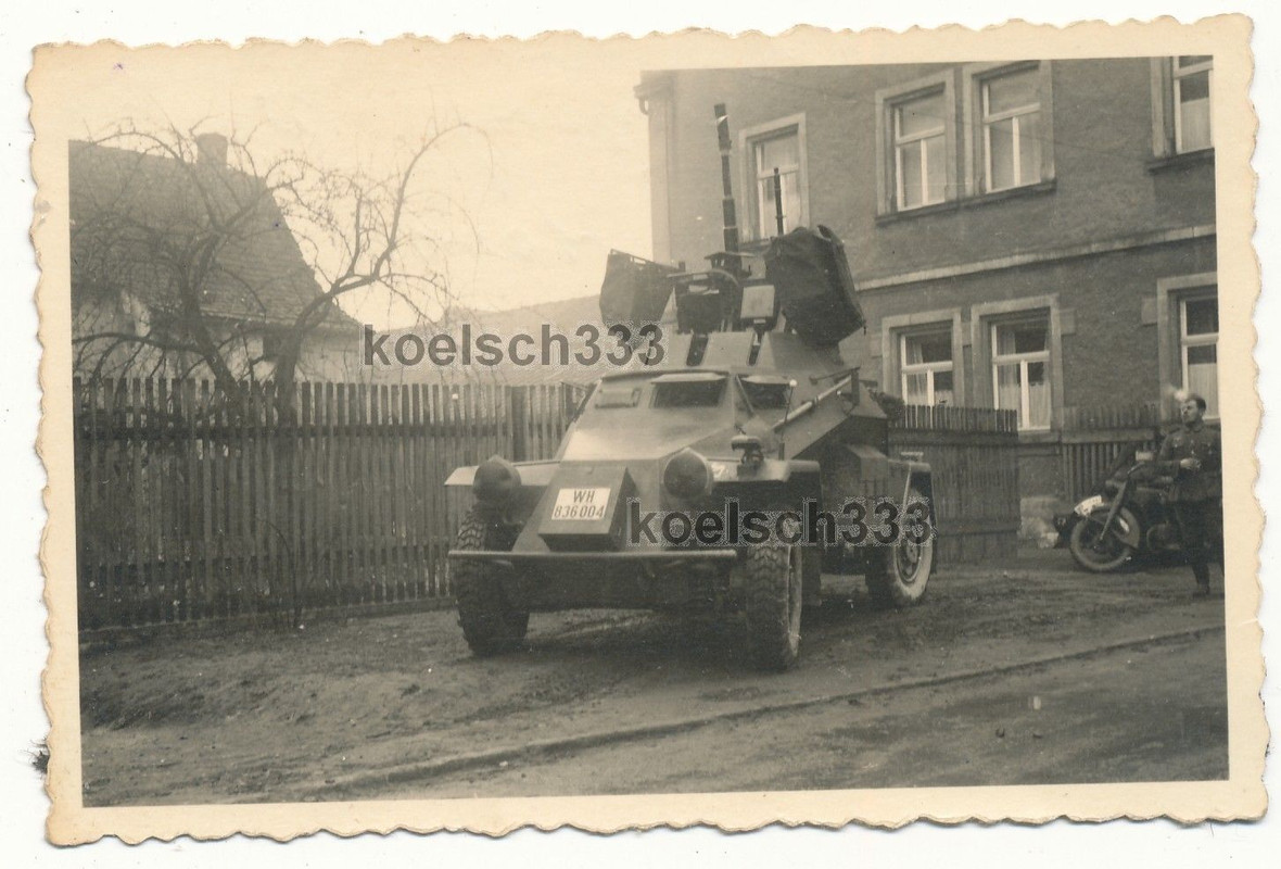 Foto Panzerspähwagen Sd.Kfz. 222 Rad Panzer Wehr