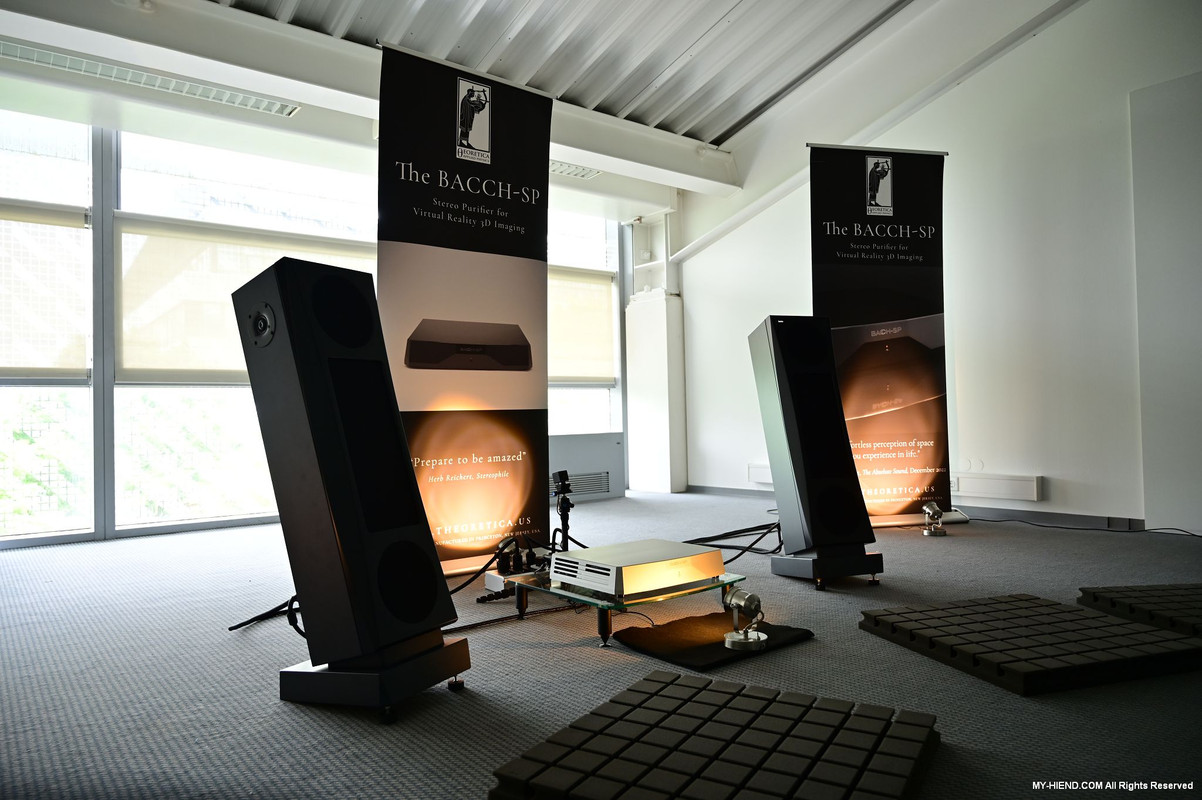 AF7C3F9D-8ED2-41AA-89CF-18401A7F4ECB