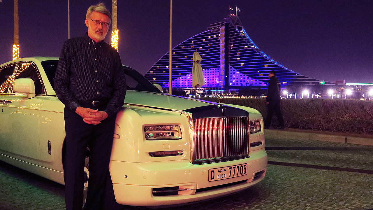 Burj-Al-Arab-Johnny-aan-Rolls.jpg