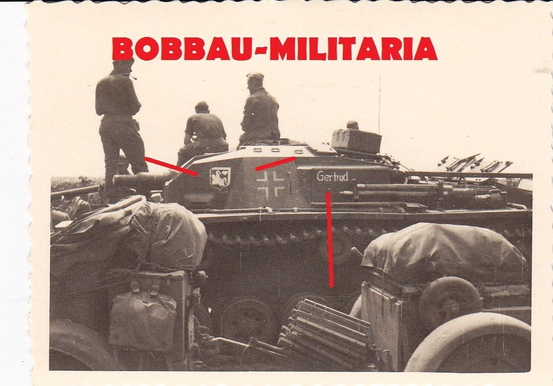 Sturmgeschütz STUG III mit Wappen Stug-Brigade 3