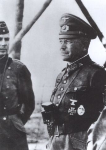 Guderian junto a un oficial adjunto durante la Operación Tifón. Octubre de 1941