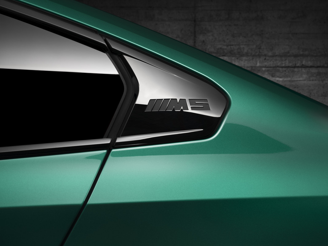 P90557432_highRes_the-all-new-bmw-m5-0