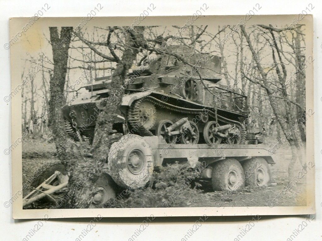 Foto, Wehrmacht, zerstörter feindlicher Panzer i