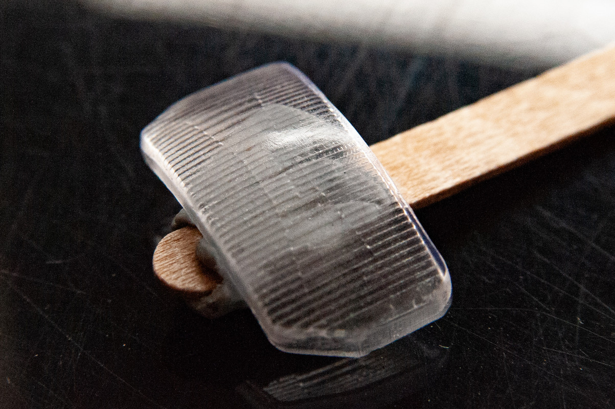 DH67113 — Postimages