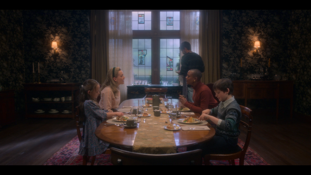 The.Haunting.Of.Bly.Manor.S01E01.Il.Gran.Bel.Posto.iTALiAN.MULTi.1080p.WEB.x264-MeM.mkv_snapshot_23.