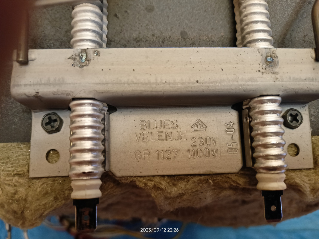 16945323645331212438350380147043