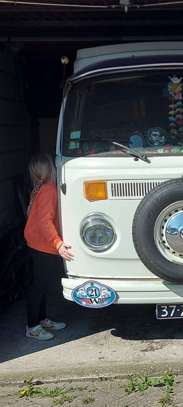 304B5755-A210-4239-B4A5-BDA208F35A5A