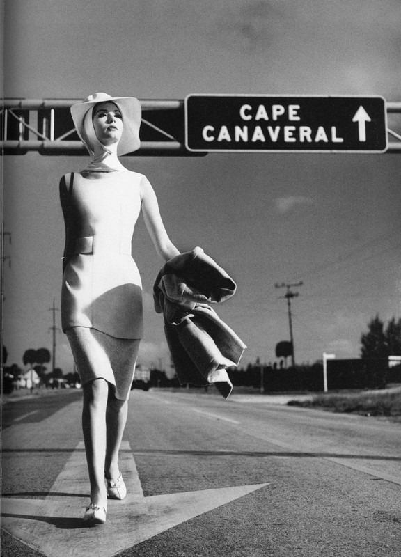 1961_fashion_simone_d_aillencourt_1959_gustave_t