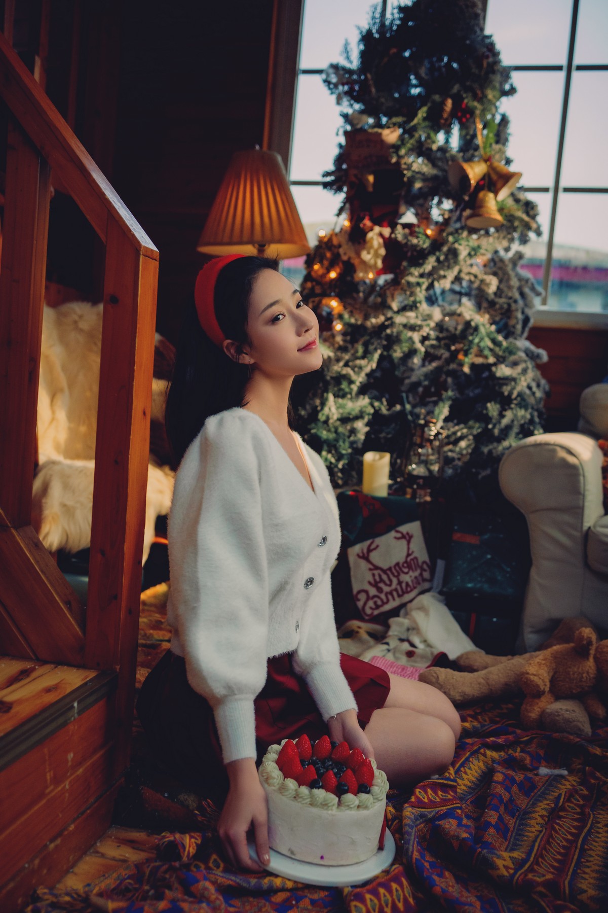 年年nnian 小红帽Cosplay写真 童话风性感图集插图3