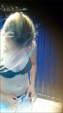 [Image: Voyeur9125150606.jpg]