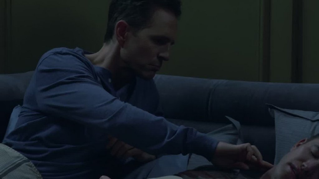 [Image: hxarum82bc30.jpg]