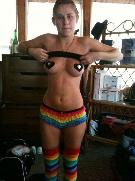 [Image: DH4800-Digitalhotties-net-00001-l.jpg]