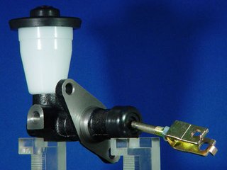 CLUTCH MASTER CYLINDER CLUTCH MASTER CYLINDER