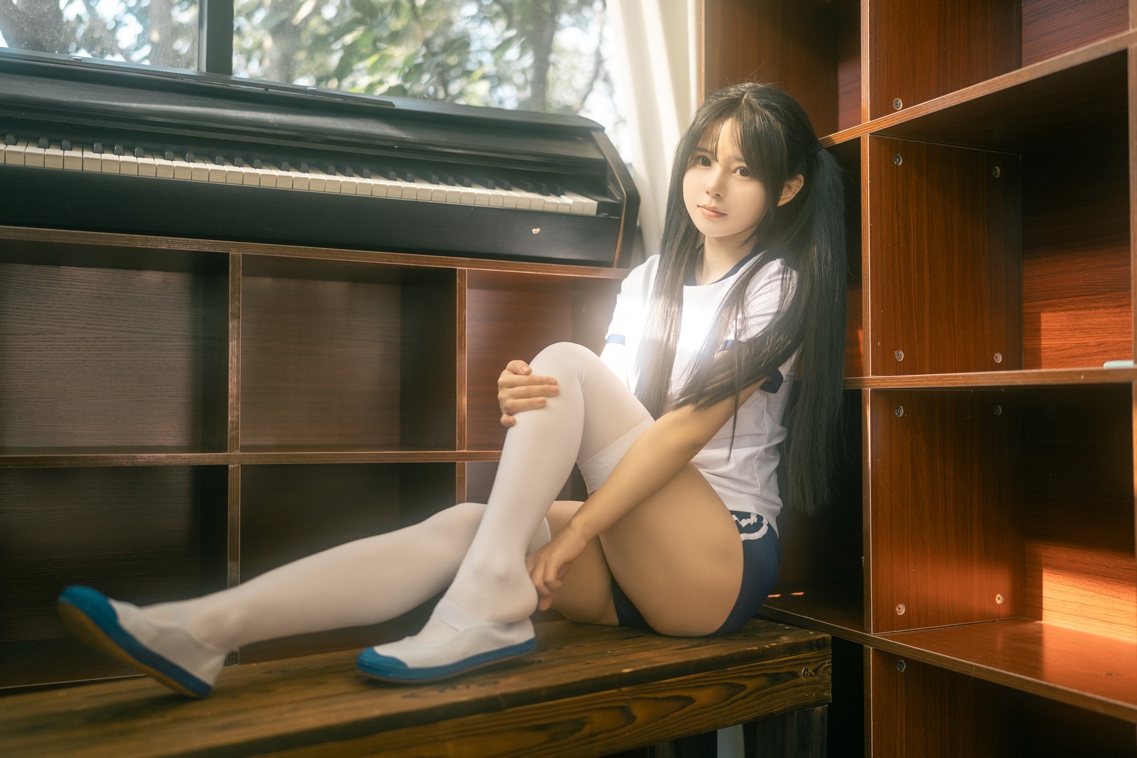 rua阮阮 春之更衣室 体操服 写真图集｜日系校园风高清摄影（47P｜469MB）插图4