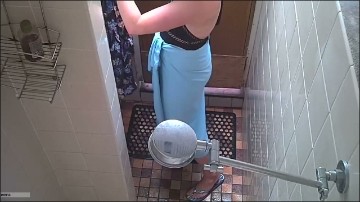[Image: Voyeur61655100448.jpg]