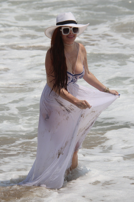 Phoebe-Price-See-Through-TheFappeningBlog.com-37