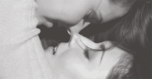 tumblr-mkbt0yjy7d1rzte3jo1-500.gif