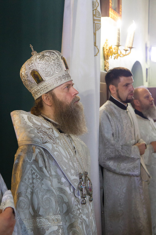 Архиерейское богослужение в Остафьево и отпевание протоиерея Михаила Василенко. 30.06.2025