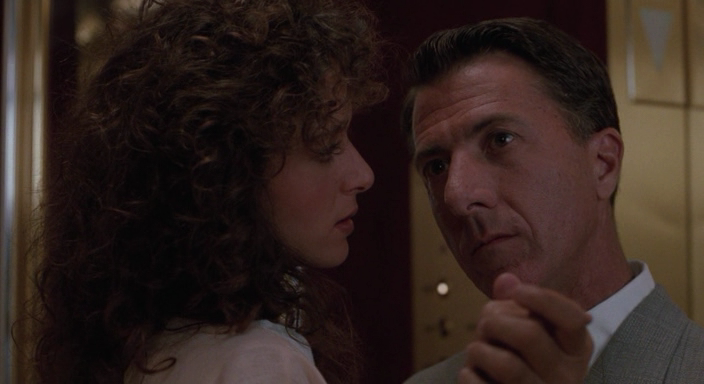 Chelovek.dozhdya.REMASTERED.1988.RUS.BDRip.XviD.AC3.-HQCLUB.avi_20211225_152739.653