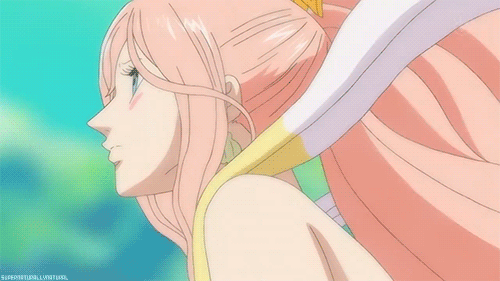 -Mermaid-Princess-Shirahoshi-one-piece-41474705-500-281