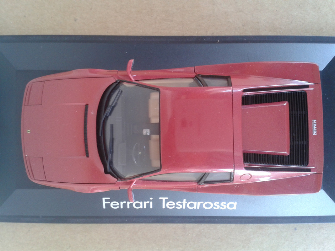 1986 Ferrari Testarossa Facelift (Herpa) (12)