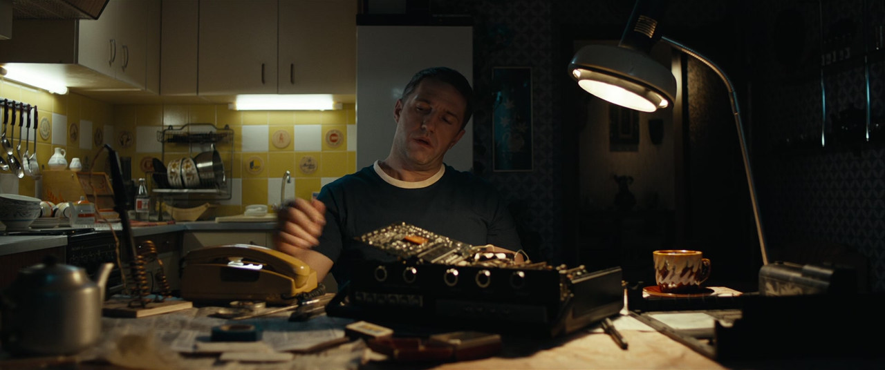 Salyut-7 (2017) (1080p BluRay x265 r00t)-8