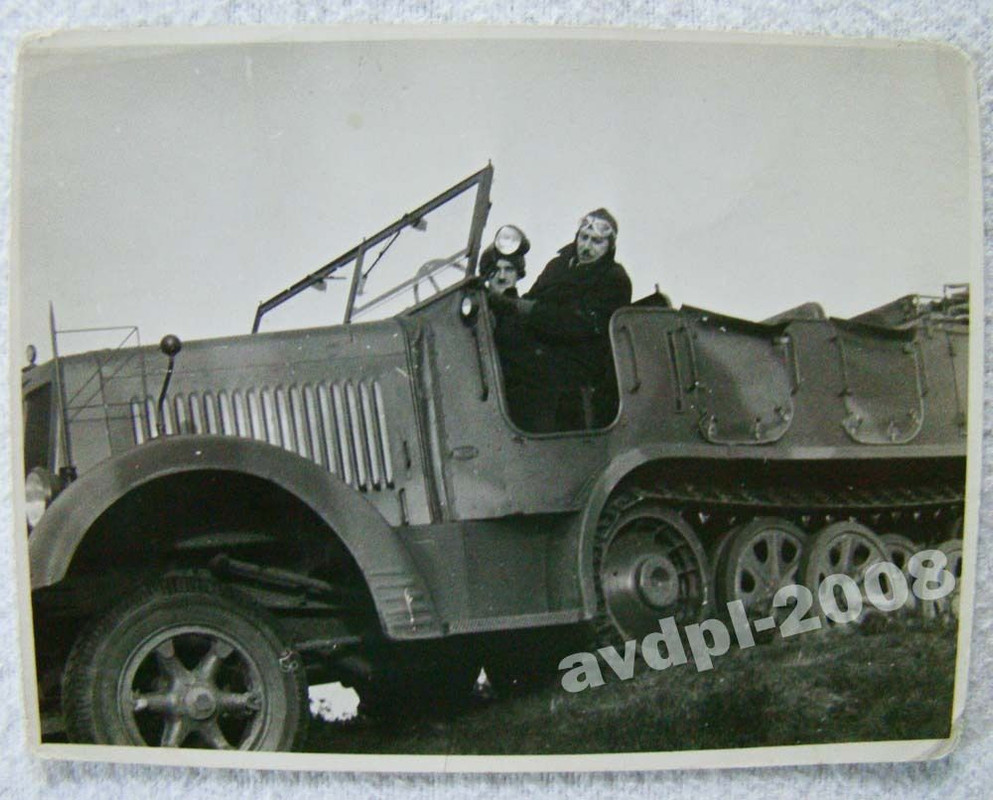 Zugmaschine - Werksfahrt Im Gelände bei Bremen