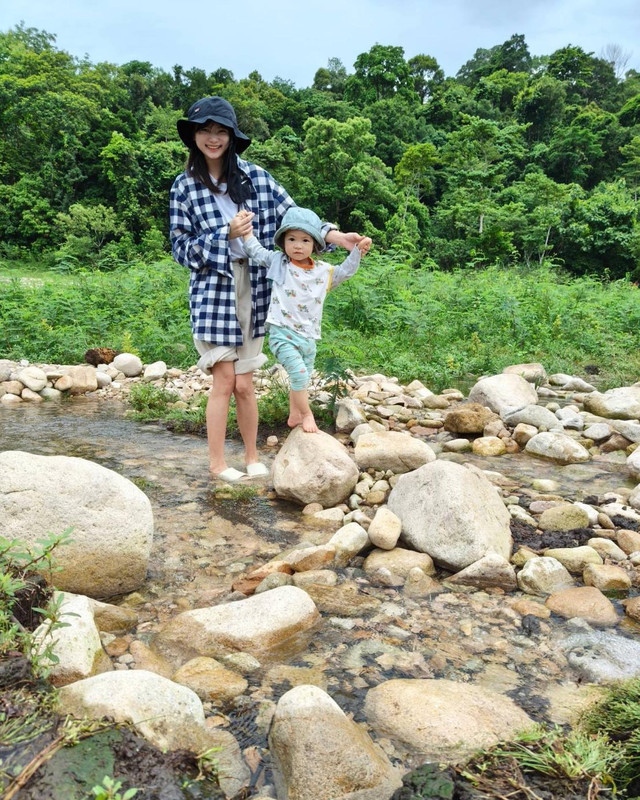 vikkiiexplorer-1720173933-3405388228470579928-54255420614