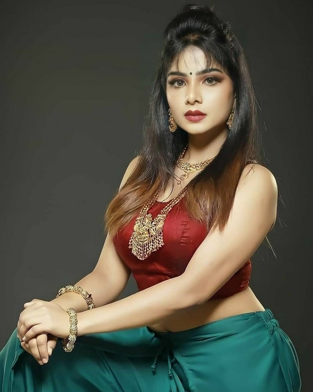 pavithra-lakshmi-16313463579.jpg