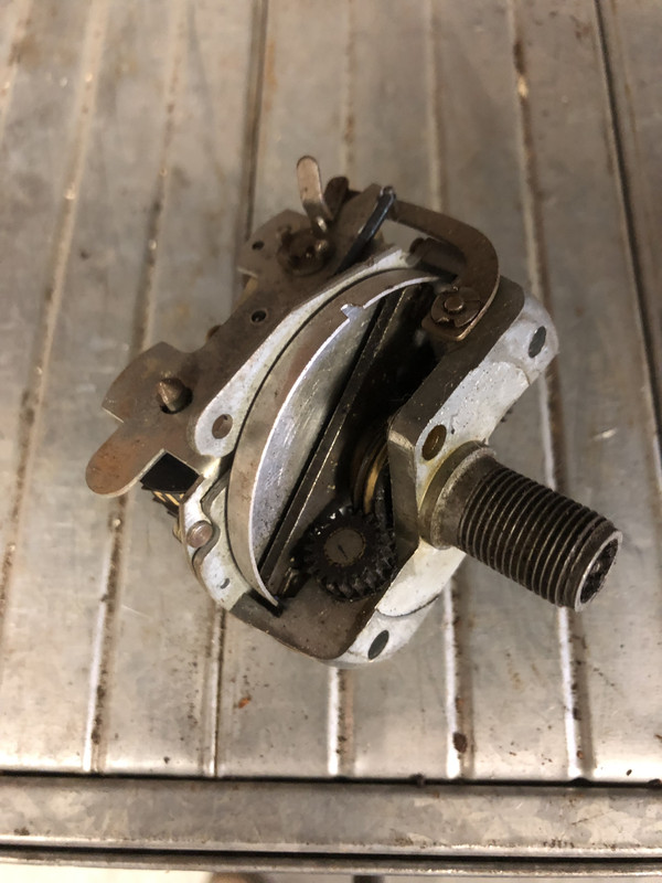 30DAD15D-6BCD-4FF7-95B0-F166201E4A1D