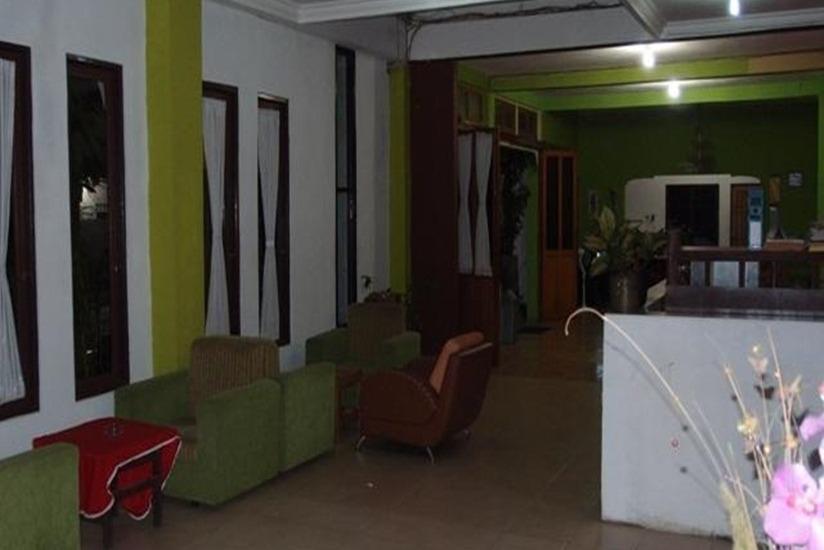 Ruang keluarga Fairuz Hotel Syariah
