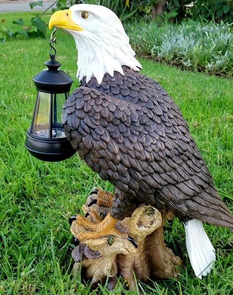 eagle sculpture